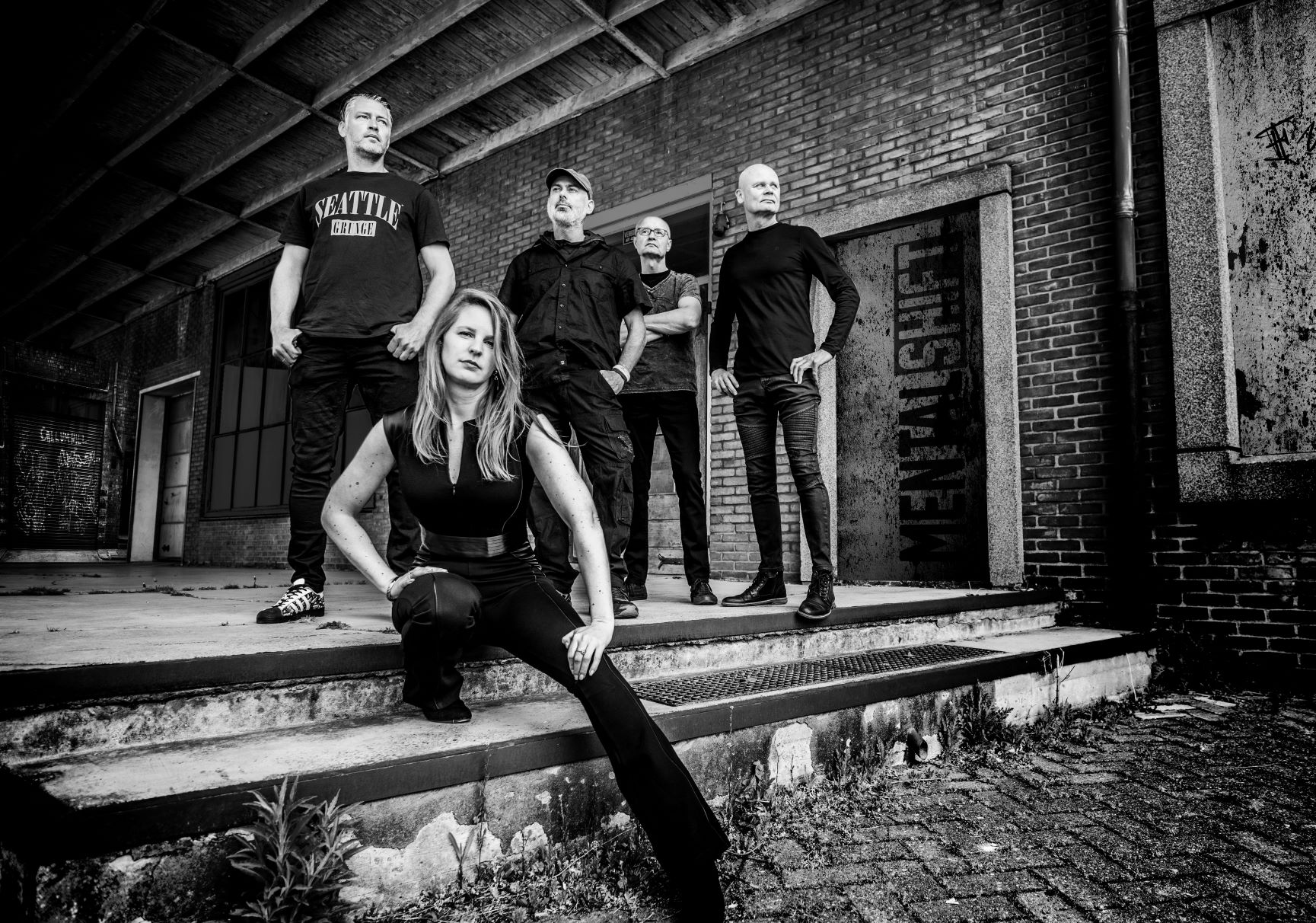 Mental Shift Line Up